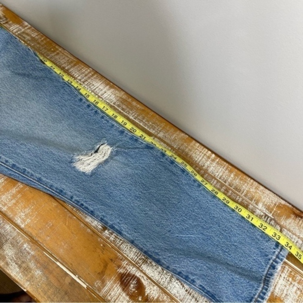 Levi’s® 501 Women’s distressed Jean Size 27 Color Blue Wash - Picture 10 of 14